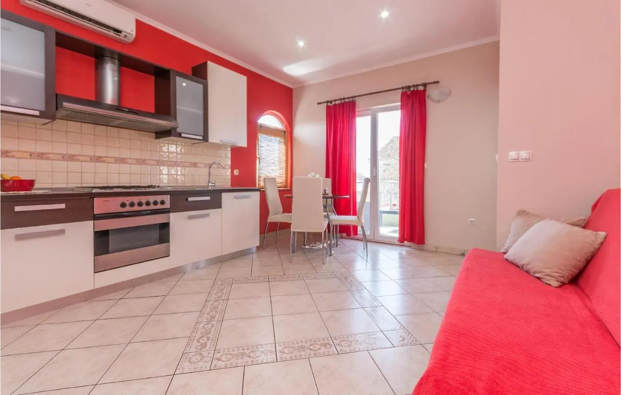 Lovely Home In Biograd Na Moru With Kitchen 0*,