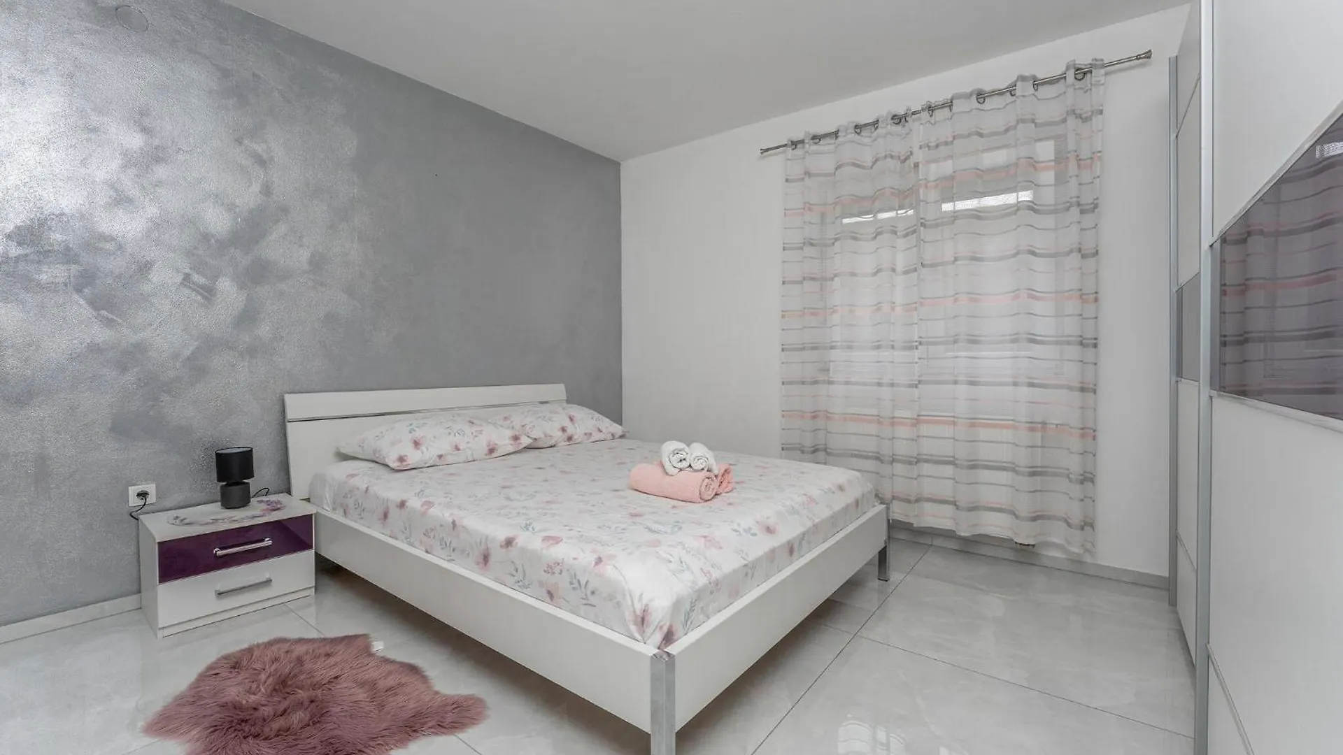 Lovely Home In Biograd Na Moru With Kitchen