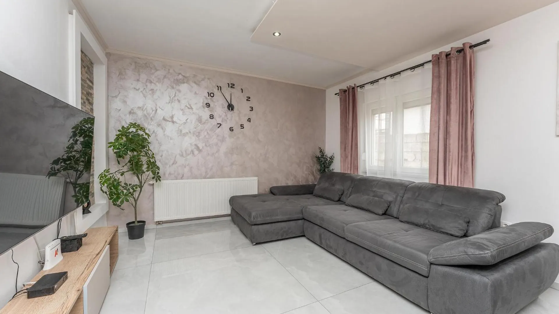 Lovely Home In Biograd Na Moru With Kitchen